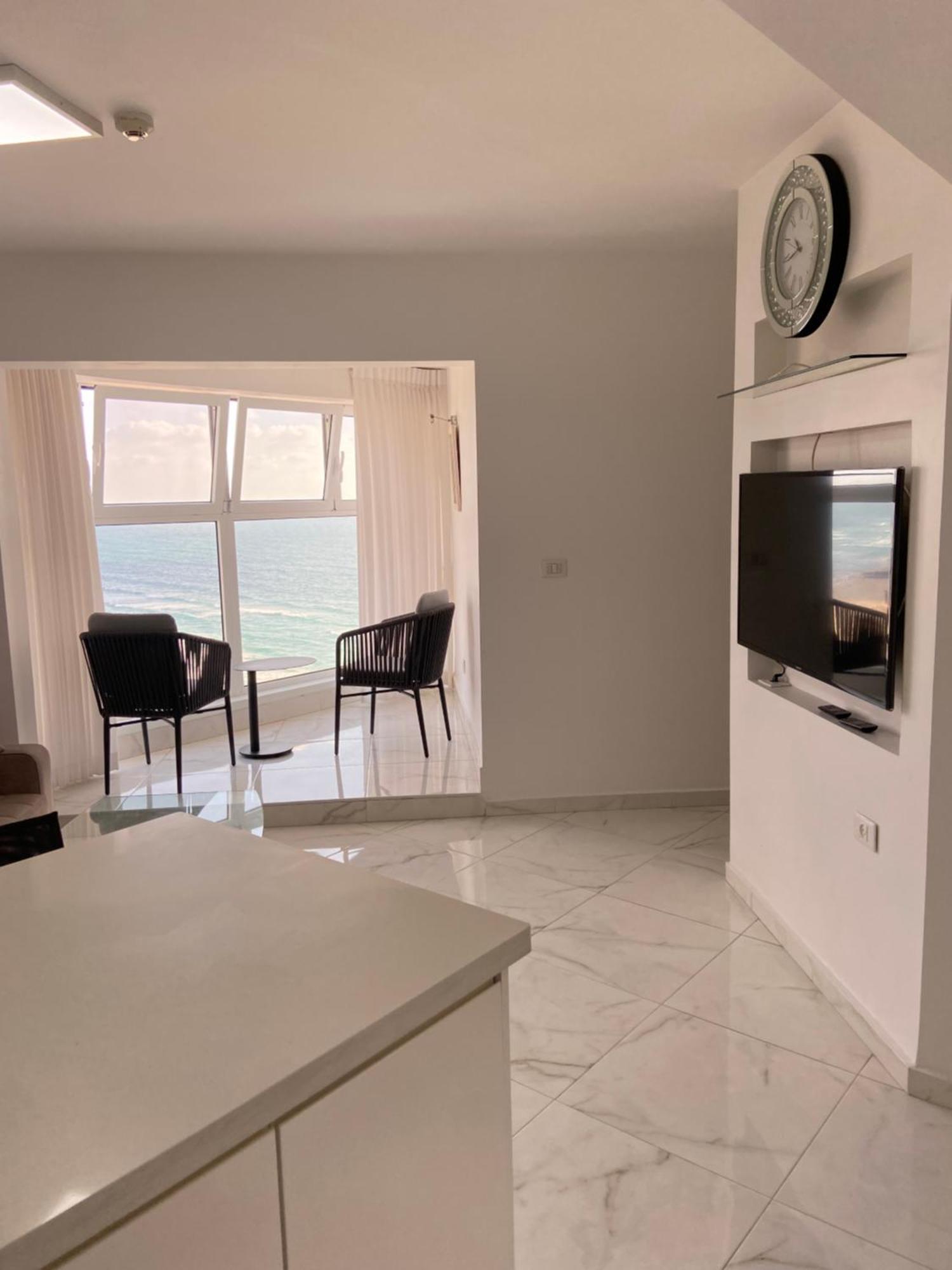 Amazing Suite On The Sea-סוויטה מדהימה על הים Bat Jám Kültér fotó