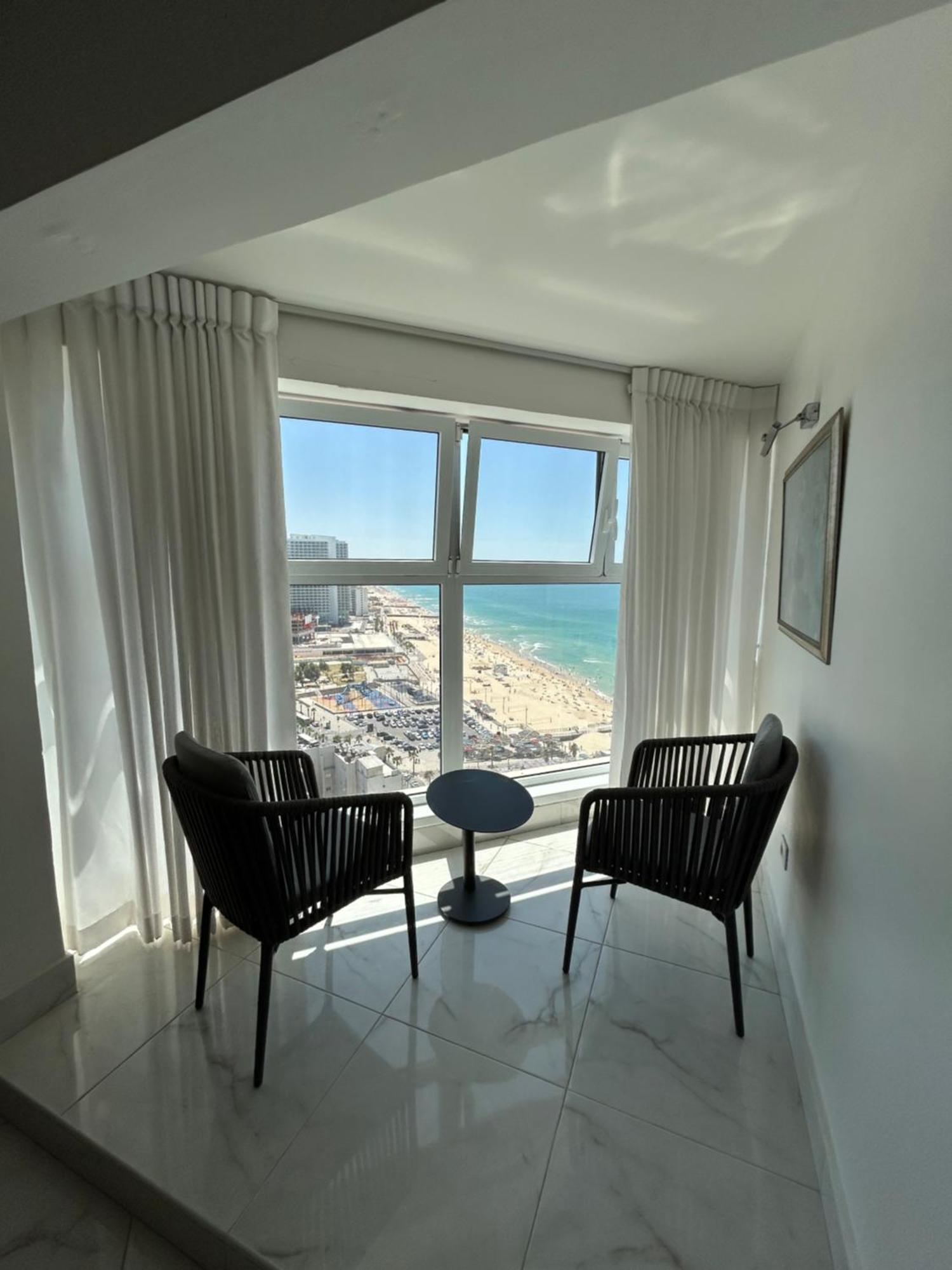 Amazing Suite On The Sea-סוויטה מדהימה על הים Bat Jám Kültér fotó
