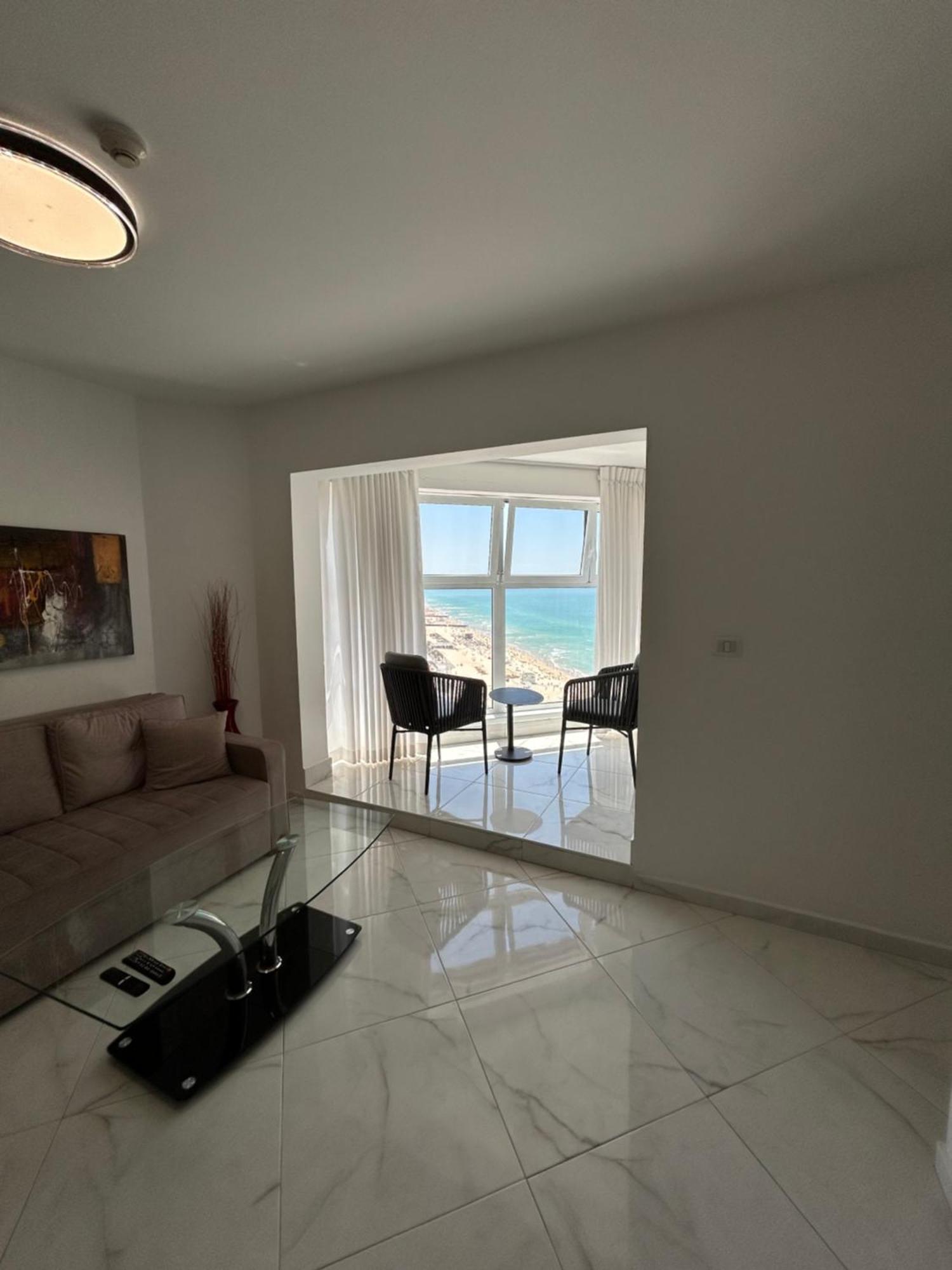 Amazing Suite On The Sea-סוויטה מדהימה על הים Bat Jám Kültér fotó