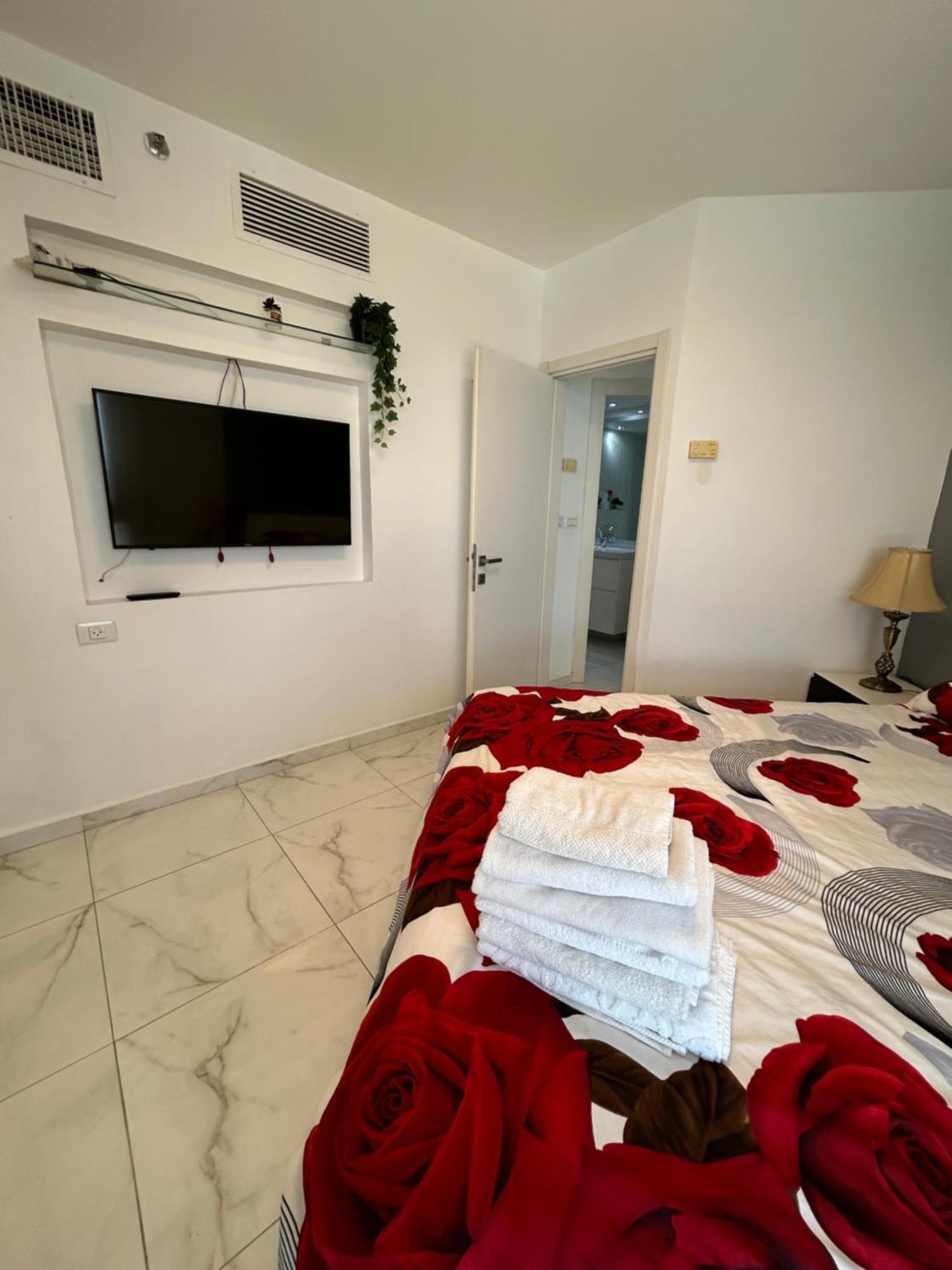 Amazing Suite On The Sea-סוויטה מדהימה על הים Bat Jám Kültér fotó